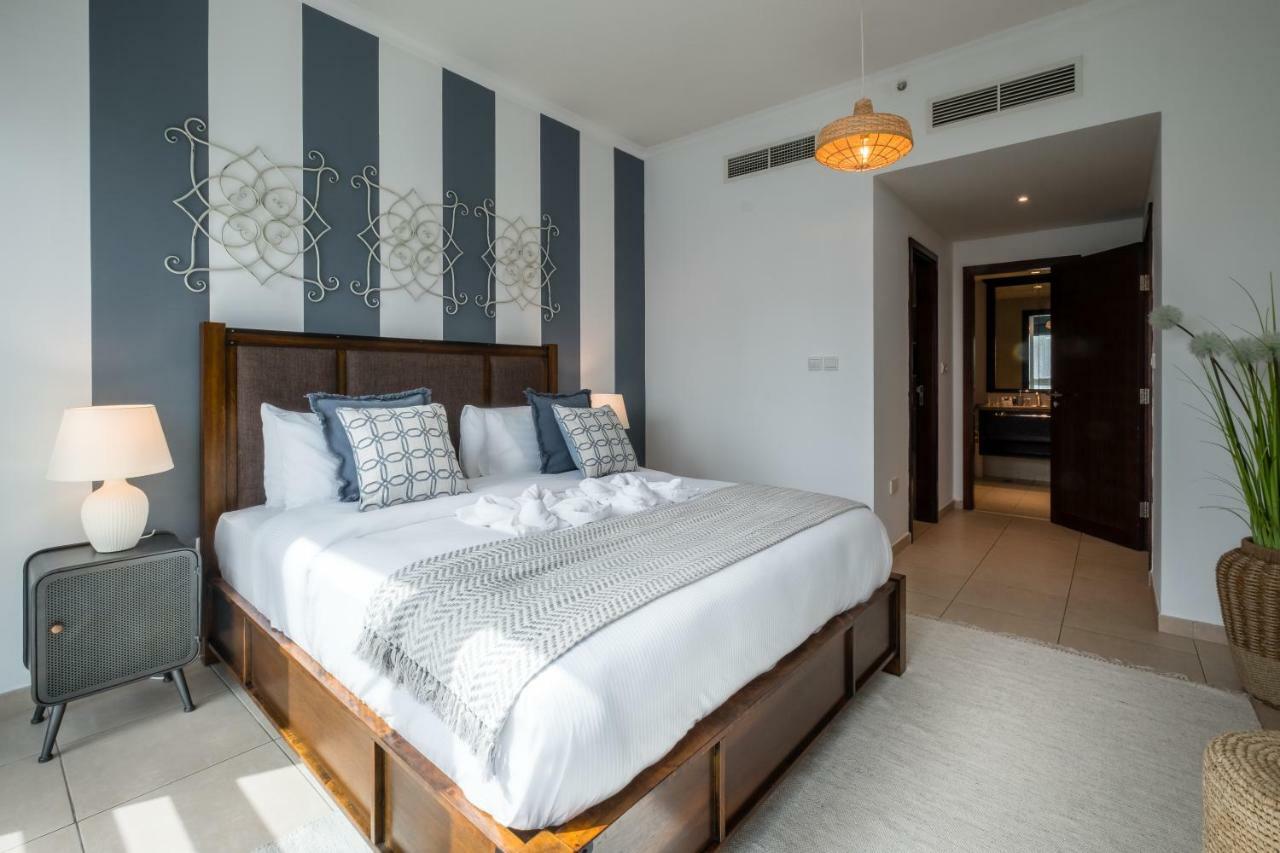 Maison Privee - Exclusive Apt With Burj Khalifa Next Door Dubai Eksteriør bilde